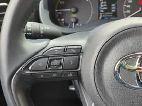 Toyota Yaris thumbnail 20