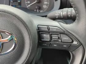Toyota Yaris thumbnail 21