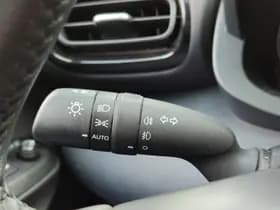 Toyota Yaris thumbnail 22