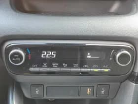 Toyota Yaris thumbnail 29