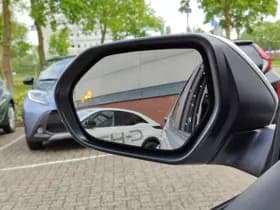 Toyota Yaris thumbnail 37