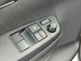 Toyota Yaris thumbnail 55