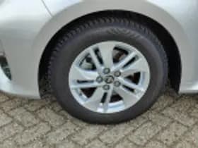 Toyota Yaris thumbnail 72