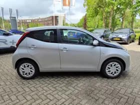Toyota Aygo thumbnail 12