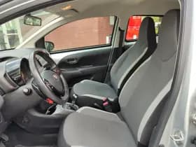 Toyota Aygo thumbnail 14