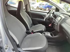 Toyota Aygo thumbnail 15