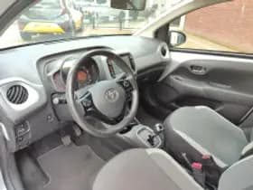 Toyota Aygo thumbnail 4