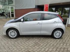 Toyota Aygo thumbnail 38