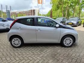 Toyota Aygo thumbnail 6