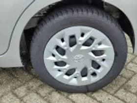 Toyota Aygo thumbnail 57