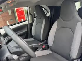 Toyota Aygo X thumbnail 13
