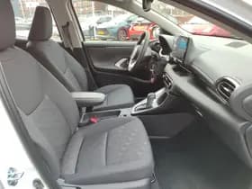 Toyota Yaris thumbnail 15