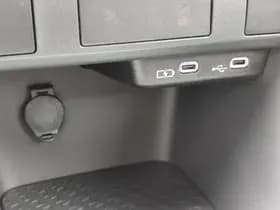 Toyota Yaris thumbnail 26