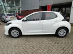 Toyota Yaris thumbnail 38