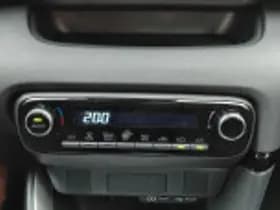 Toyota Yaris thumbnail 52