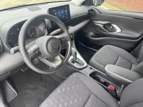 Toyota Yaris thumbnail 2