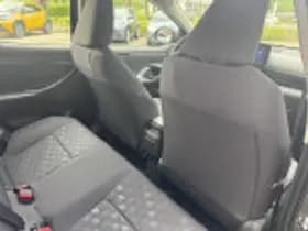 Toyota Yaris thumbnail 40