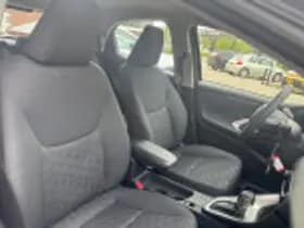Toyota Yaris thumbnail 41