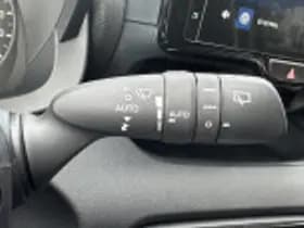 Toyota Yaris thumbnail 47