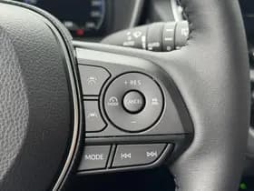 Toyota Corolla thumbnail 25