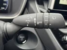 Toyota Corolla thumbnail 26