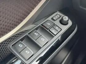 Toyota C hr thumbnail 17
