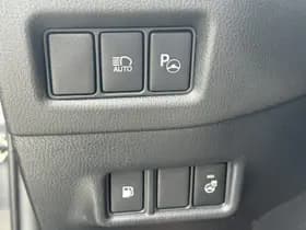 Toyota C hr thumbnail 18