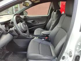 Toyota Yaris thumbnail 15