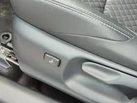 Toyota Yaris thumbnail 16