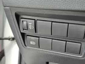Toyota Yaris thumbnail 19