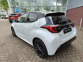 Toyota Yaris thumbnail 3