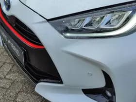 Toyota Yaris thumbnail 38