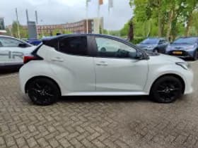 Toyota Yaris thumbnail 6
