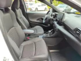 Toyota Yaris thumbnail 51