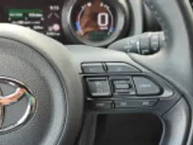 Toyota Yaris thumbnail 59