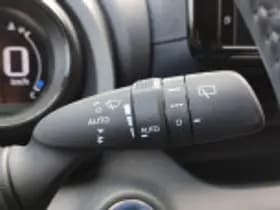 Toyota Yaris thumbnail 61