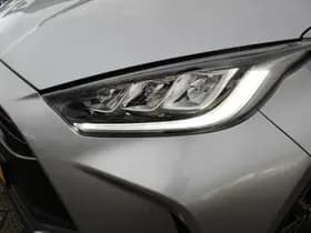 Toyota Yaris thumbnail 11