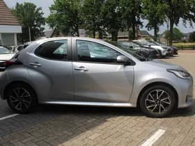 Toyota Yaris thumbnail 18