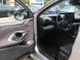 Toyota Yaris thumbnail 40