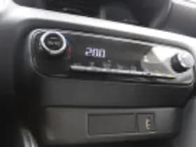 Toyota Yaris thumbnail 55