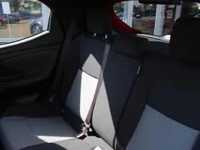 Toyota Yaris thumbnail 35
