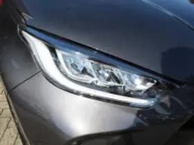 Toyota Yaris thumbnail 5