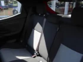 Toyota Yaris thumbnail 65