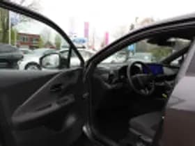 Toyota C hr thumbnail 61