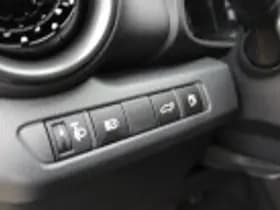 Toyota C hr thumbnail 65