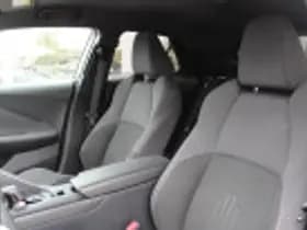 Toyota C hr thumbnail 66