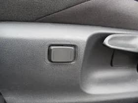Toyota C hr thumbnail 15