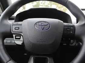 Toyota C hr thumbnail 16