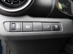 Toyota C hr thumbnail 19
