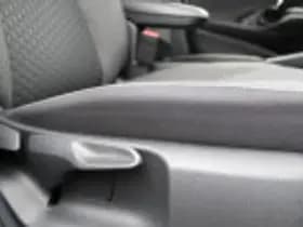 Toyota Yaris Cross thumbnail 51